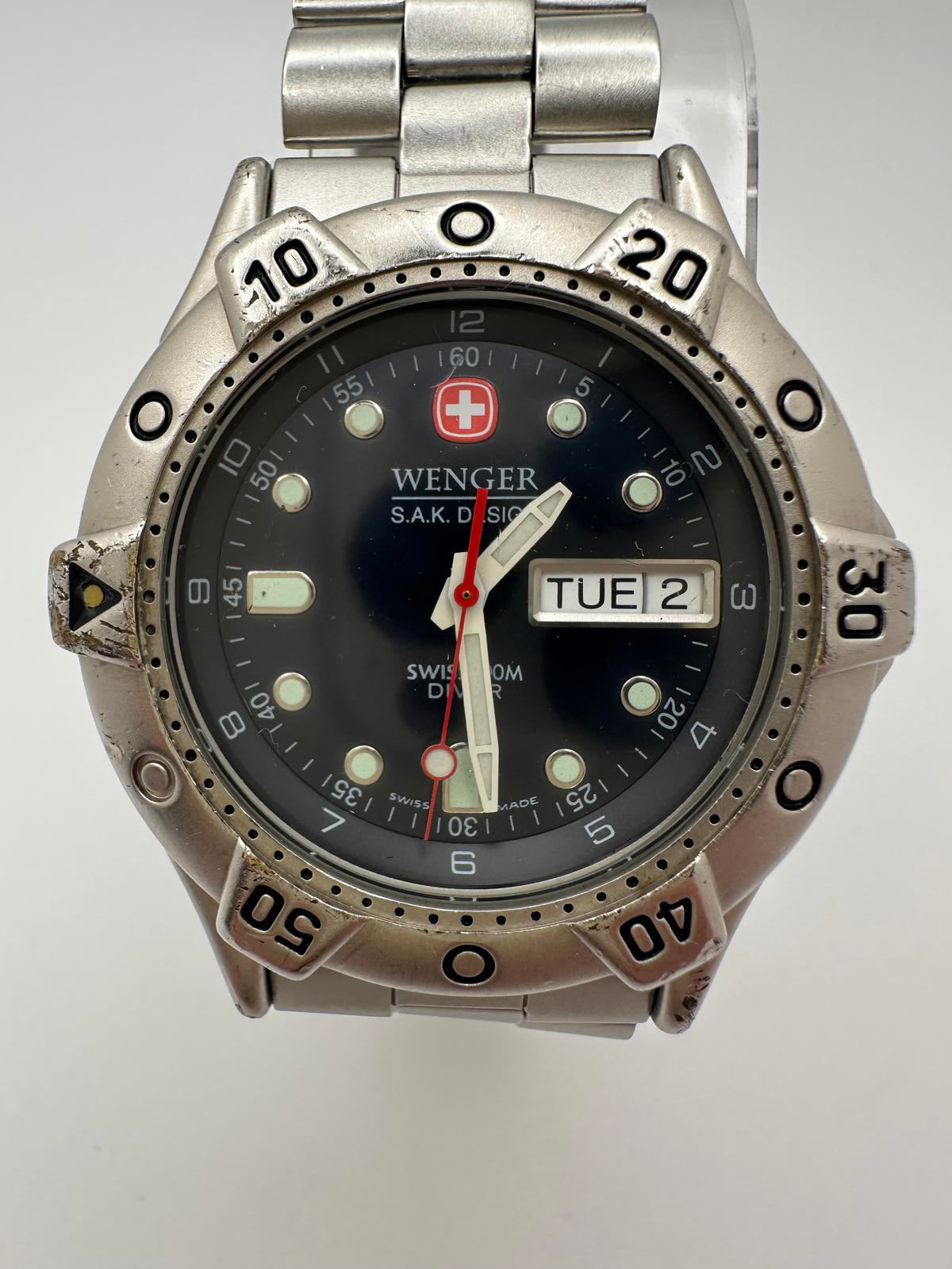 Wenger Swiss Army Diver 40mm Blue Dial Men’s Watch 1990s Swiss Made Day Date