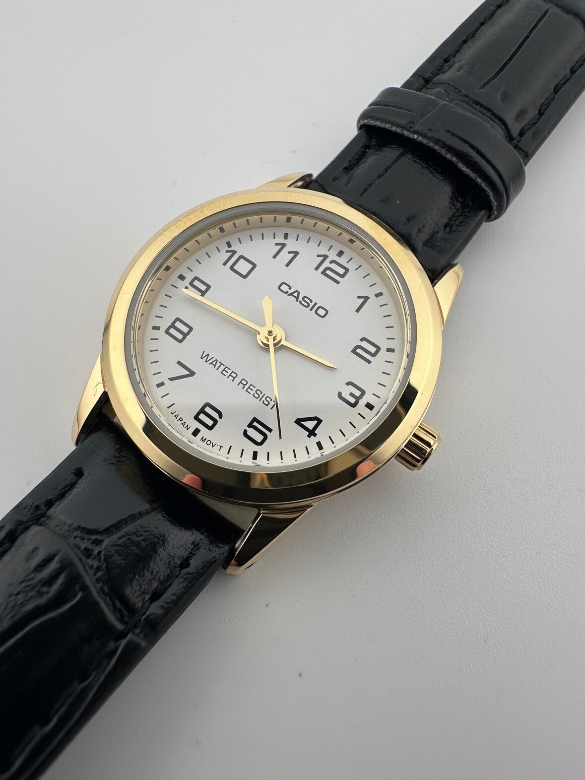 Casio Womens Gold Tone Quartz Watch 25mm White Dial Leather Band LTP-V001GL-7B