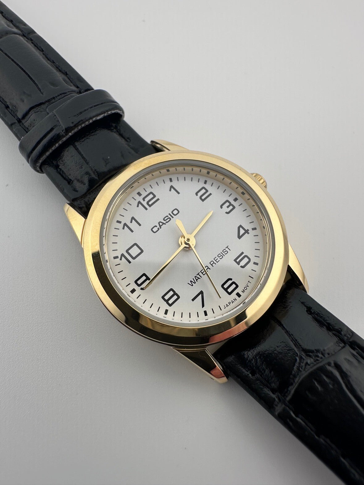 Casio Womens Gold Tone Quartz Watch 25mm White Dial Leather Band LTP-V001GL-7B