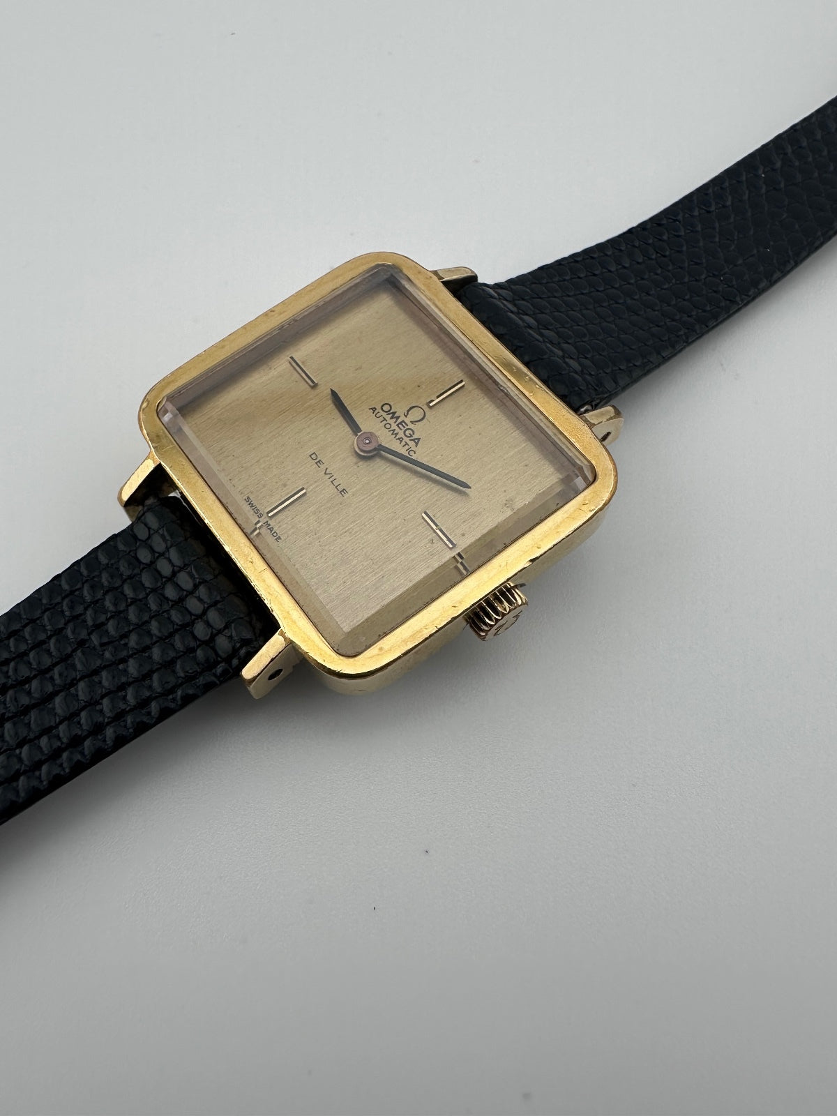 Vintage Omega De Ville Automatic 26mm Gold Plated Watch 551.0061