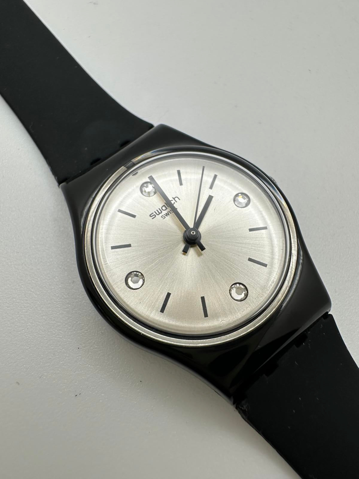 Swatch Swiss Made Quartz Watch 25mm Silver Dial Black Long Strap Vintage