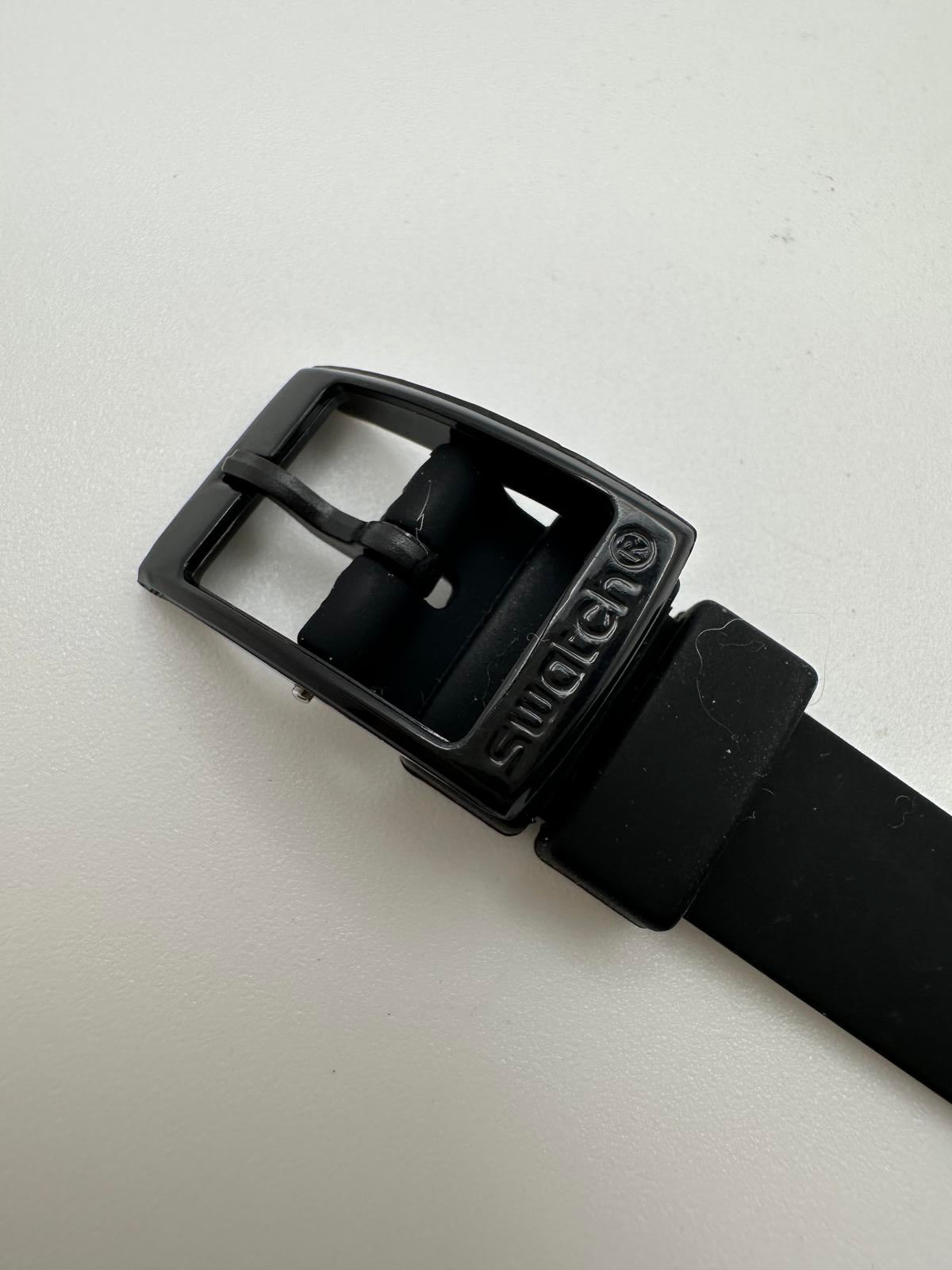 Swatch Swiss Made Quartz Watch 25mm Silver Dial Black Long Strap Vintage