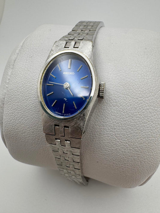 Seiko Mechanical Blue Dial Oval Women’s Watch 1970s Vintage 17mm