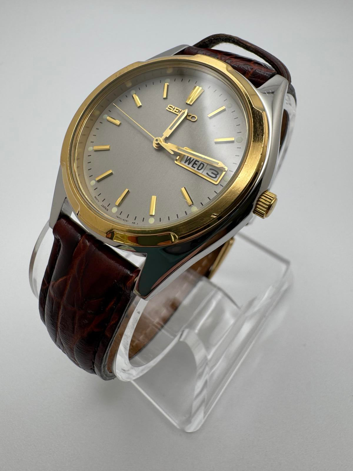 Seiko Men’s Quartz 34mm Watch 1990s Two-Tone Gold Silver Case Gray Dial Day-Date