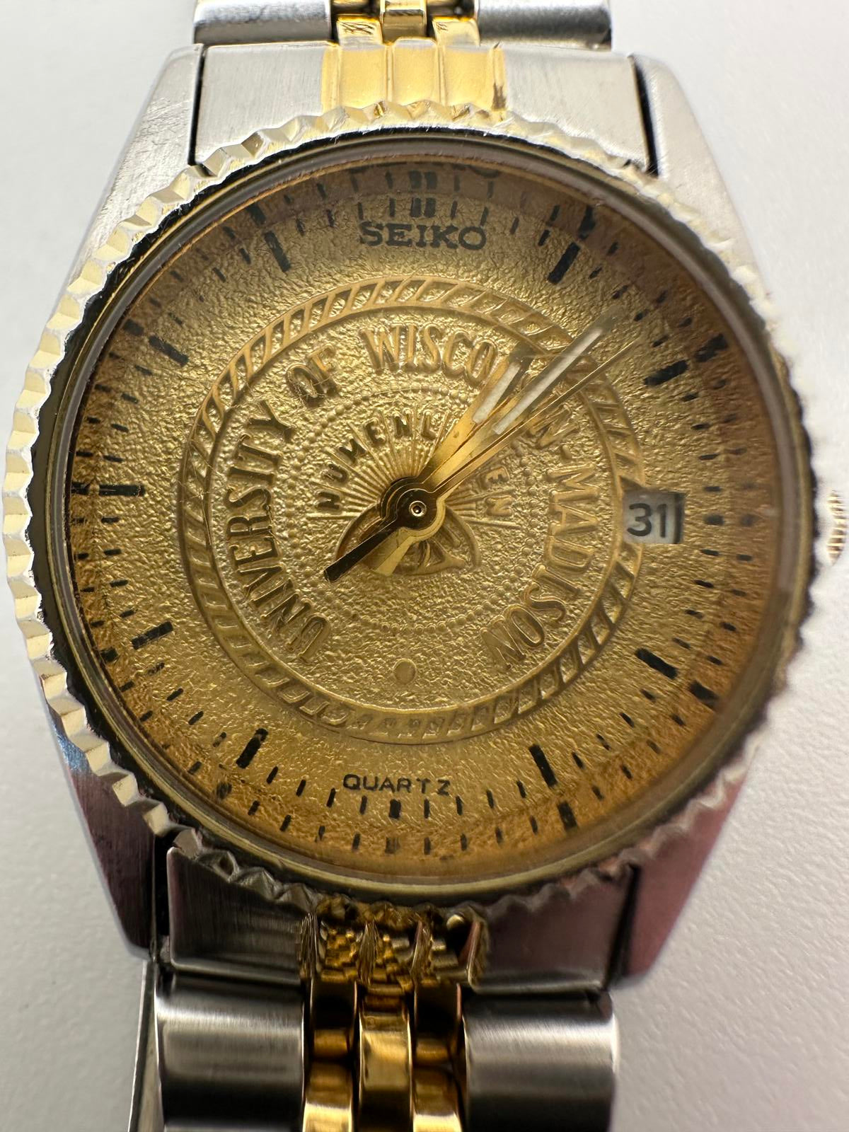 Vintage Seiko Women’s Quartz Watch University of Wisconsin Madison Gold 23mm