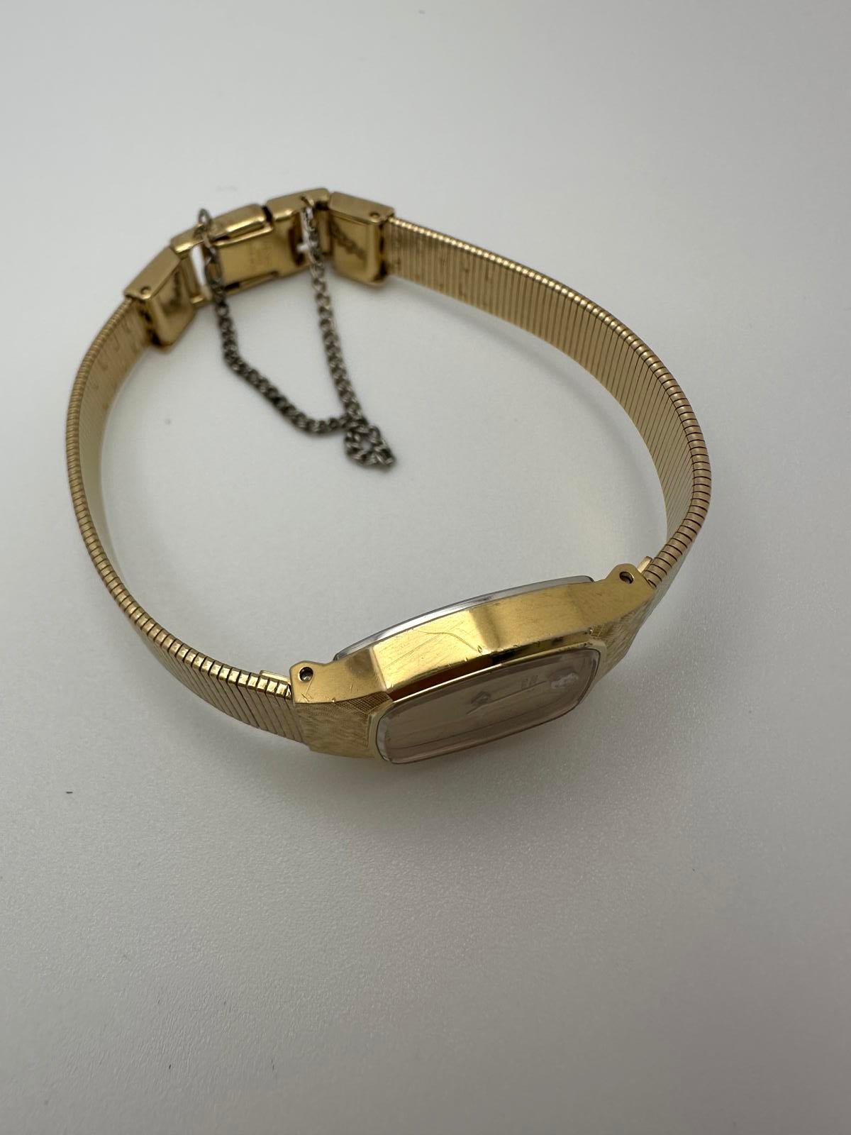 Seiko Quartz Gold-Tone Tank Watch – 16mm Vintage 1980s Japan, Fresh Battery