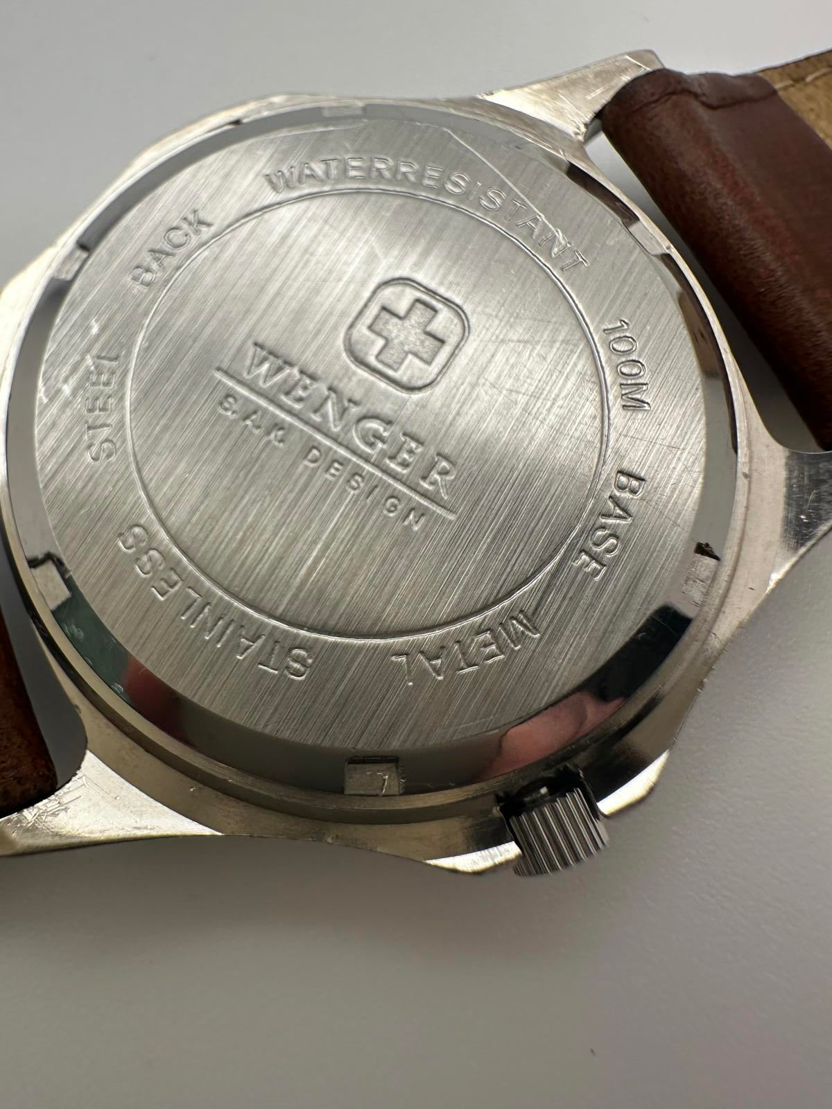 Wenger S.A.K. Design Swiss Made Watch – 35mm, Fresh Battery