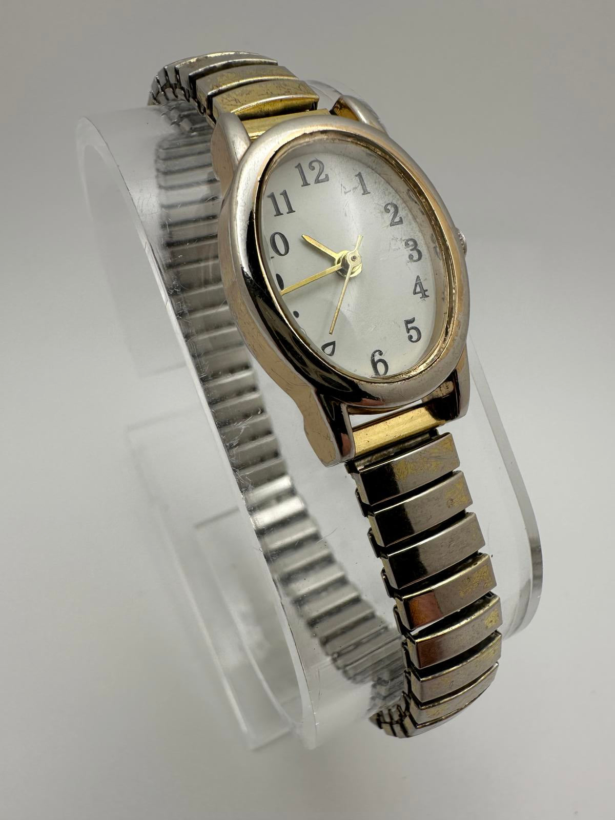Vintage Oval Women’s Quartz Watch with Expansion Band – Fresh Battery