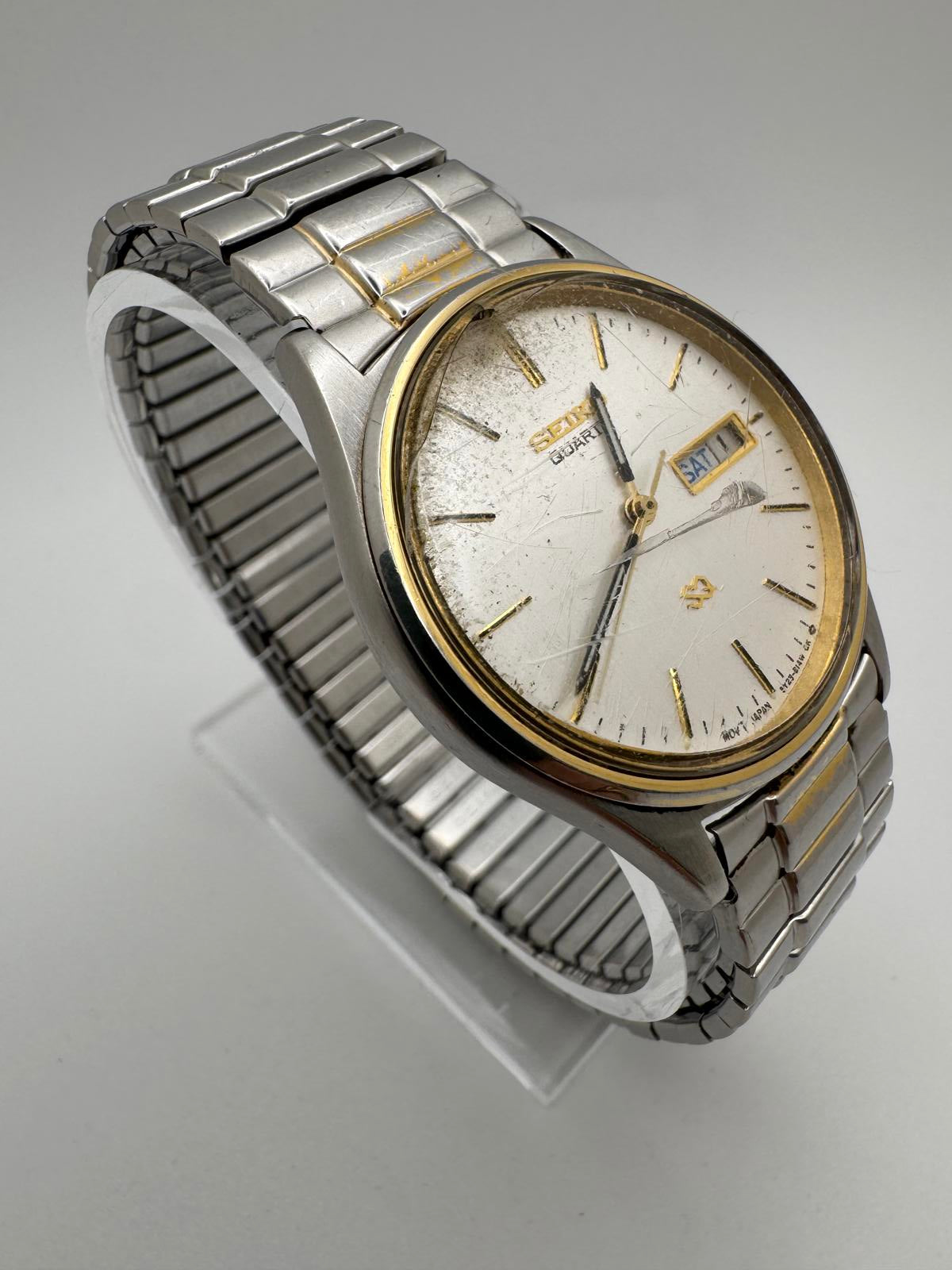 Seiko 5Y23 Quartz Day-Date Men’s Watch Two-Tone 35mm Japan — AS-IS